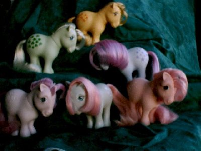 ff-group.jpg - 24352 Bytes